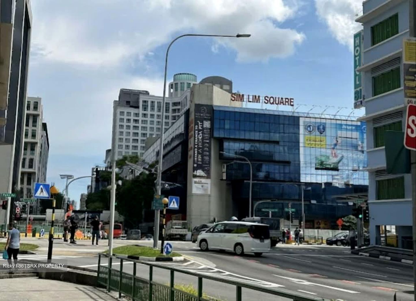 Sim Lim Square (D7), Retail #581694171